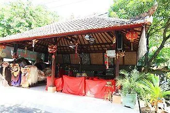 萨普塔佩塔拉酒店 *